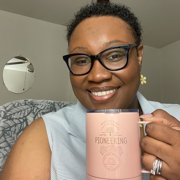 Meet your Posher, Tonya! - Picture 15 of 16